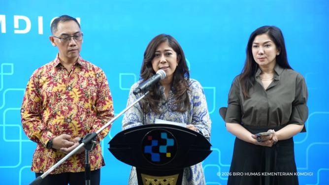Menkomdigi Tegaskan Kepatuhan Platform Digital terhadap PP Tunas, Apresiasi X dan Bigo Live